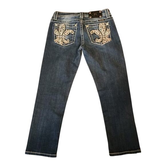 Miss Me Women's‎ Boyfriend Capri Jeans Bling Embroidery Medium Wash Size 25 - Picture 2 of 12